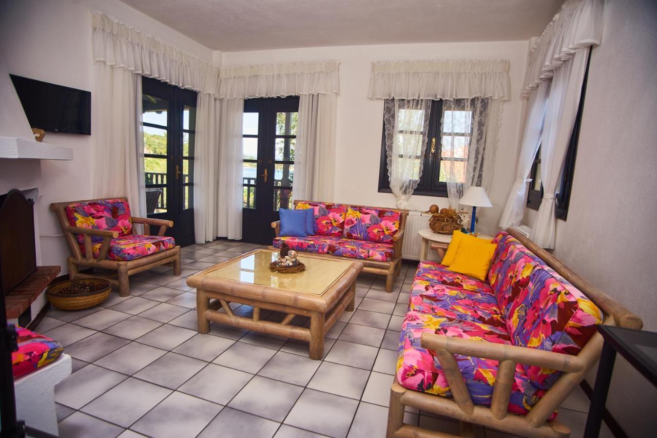 Villa The Cosy Olive Ormos Panagias Eksteriør billede