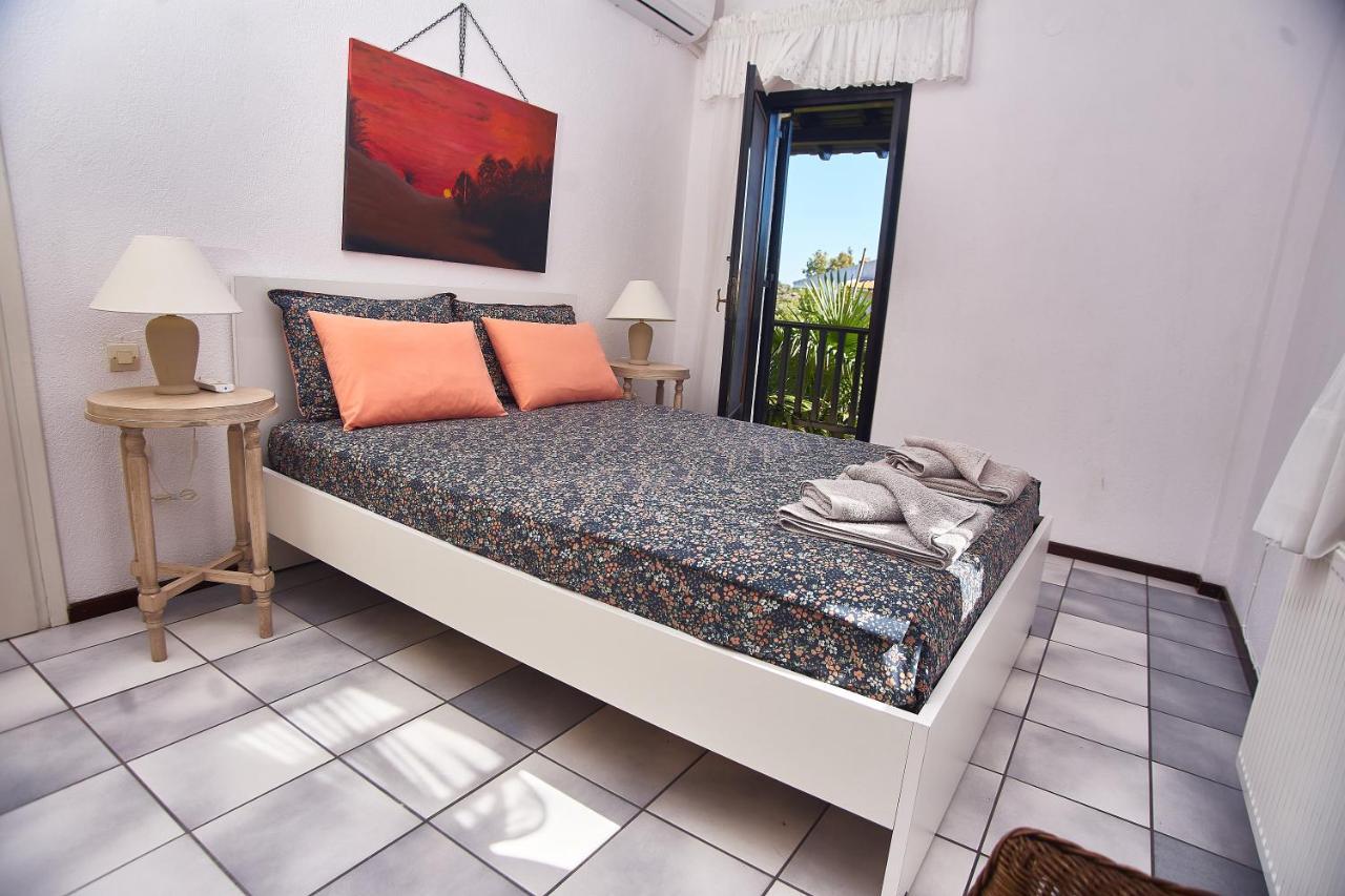 Villa The Cosy Olive Ormos Panagias Eksteriør billede